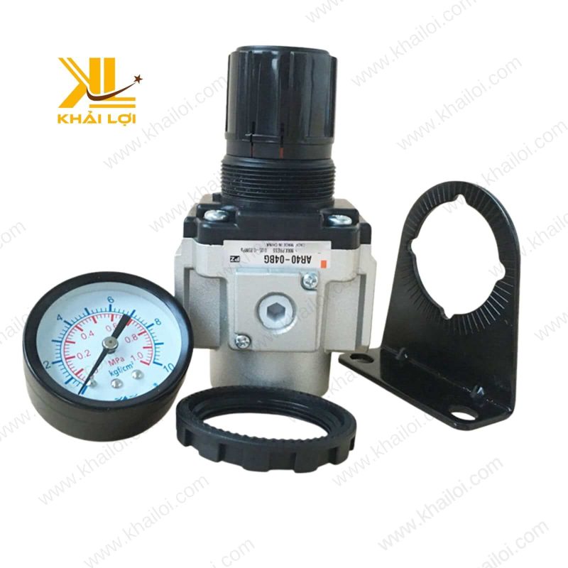 Van chỉnh áp AR SMC được chụp trên nền trắng, làm nổi bật các chi tiết sản phẩm.