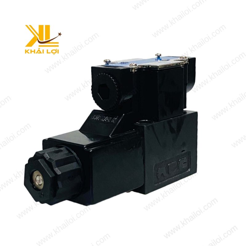 Van điện từ thủy lực SAINTFON DSG được lắp đặt trên một đế van (manifold) trong hệ thống.