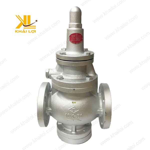 Cận cảnh lớp sơn chống gỉ trên van giảm áp hơi nóng TL-12 mặt bích.