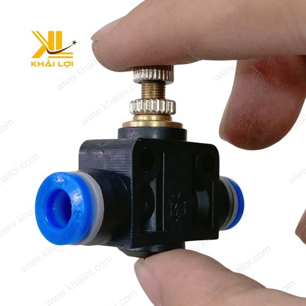 Hình ảnh thực tế lắp đặt van SA trên ống khí.