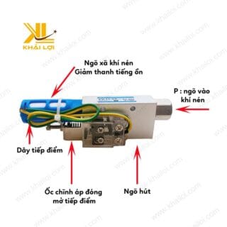 Cận cảnh Van hút chân không có tiếp điểm CV với chi tiết phần thân và tiếp điểm rõ ràng.