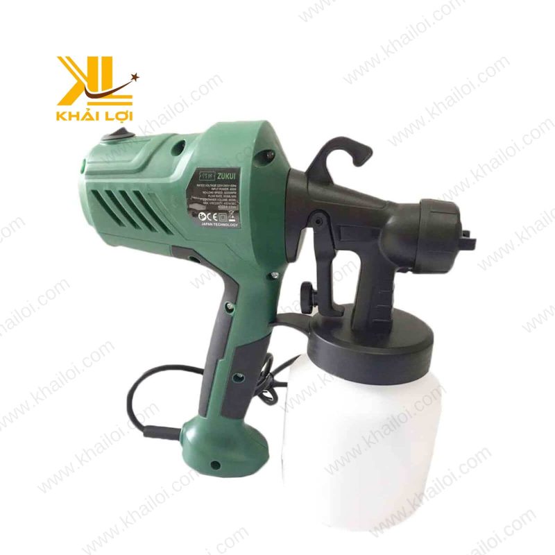 Súng sơn điện - chụp cận cảnh tay cầm chống trượt với thiết kế công thái học.