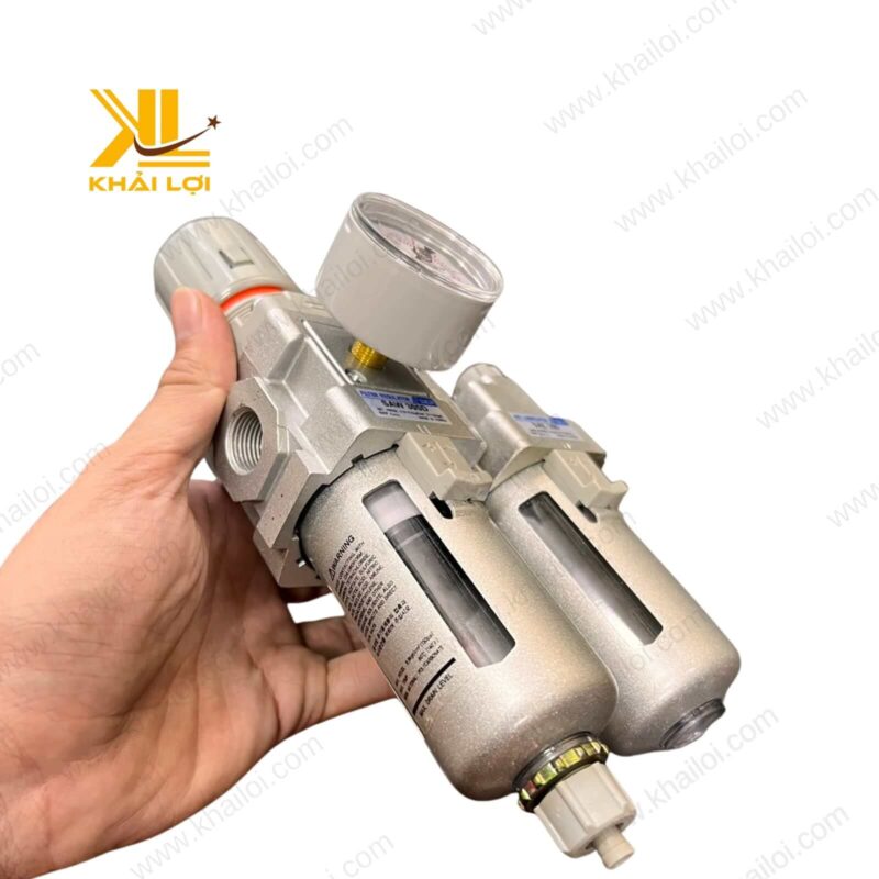 Bộ Lọc Đôi Khí Nén SKP SAU giúp loại bỏ bụi bẩn, hơi nước và dầu hiệu quả.