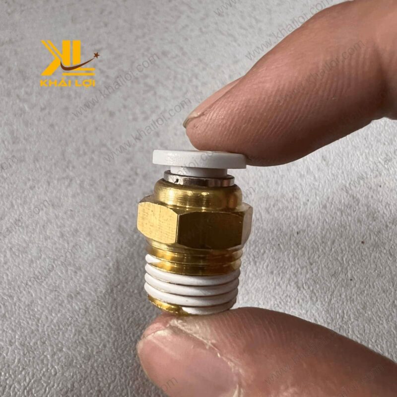 Đầu nối khí nén STNC YPC với tính năng lắp đặt dễ dàng, phù hợp cho các ngành sản xuất và chế biến thực phẩm.