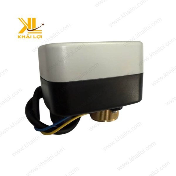 Cận cảnh Motor Van Bi Điện BVE với thân van đồng và vỏ nhựa cao cấp, thiết kế nhỏ gọn và bền bỉ.
