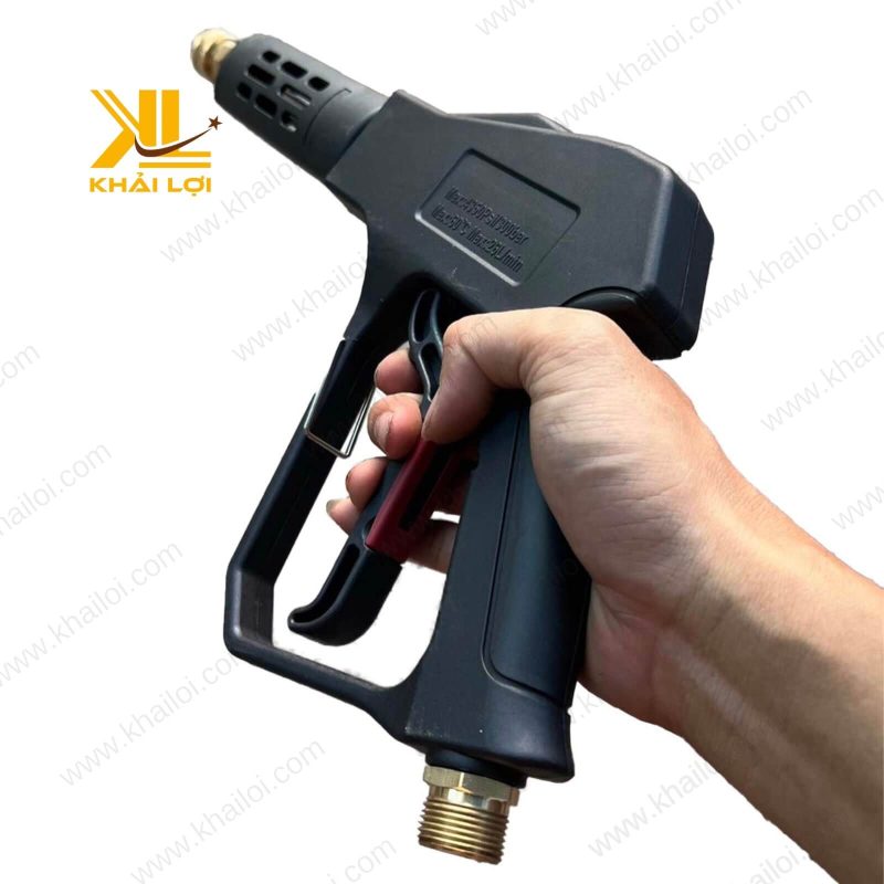 Hiệu quả làm sạch mạnh mẽ của Súng Xịt Rửa Xe Ren 22.