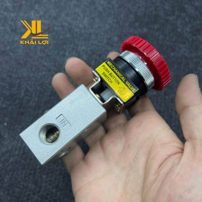Cận cảnh tay gạt của Van Cơ Khí Nén SKP SMV, thiết kế chắc chắn và dễ vận hành.
