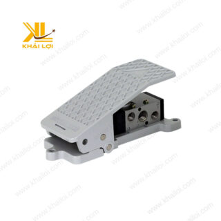 Ảnh thực tế van đạp chân khí nén SKP SFVM với thiết kế bàn đạp chống trượt an toàn.