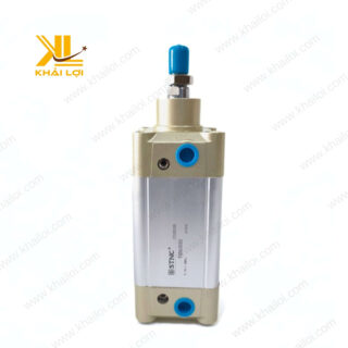 Cận cảnh xi lanh vuông kiểu FESTO STNC TGD với cấu trúc thép bền bỉ.