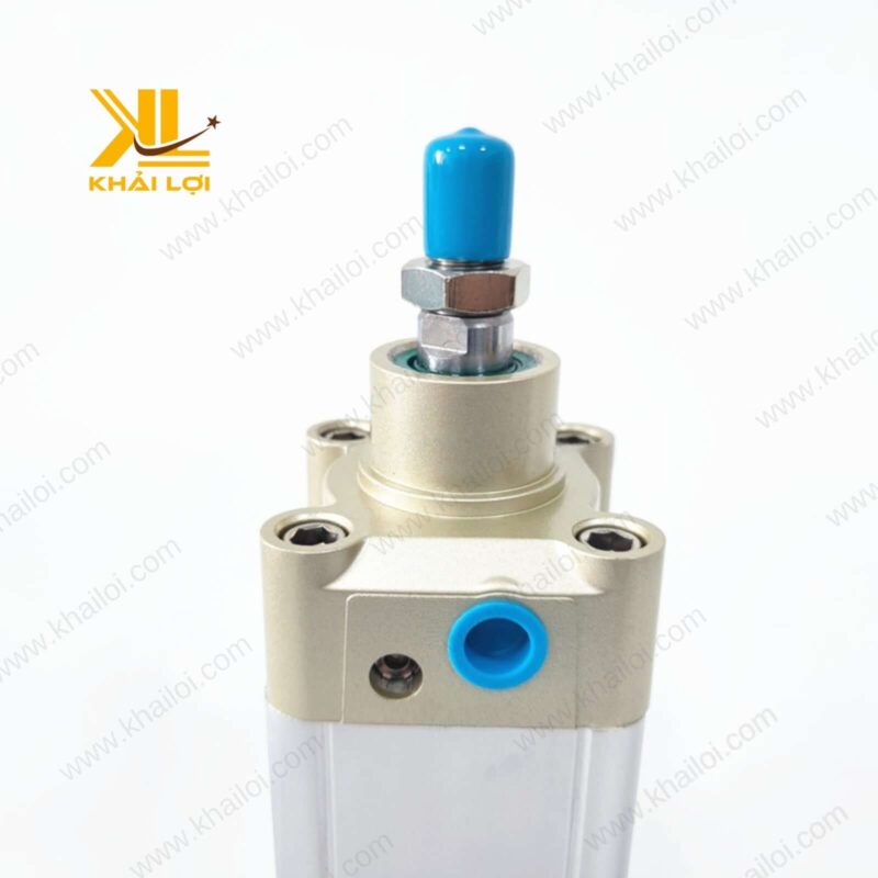 Hình ảnh xi lanh vuông kiểu FESTO STNC TGD với đường khí vào và ra rõ ràng.