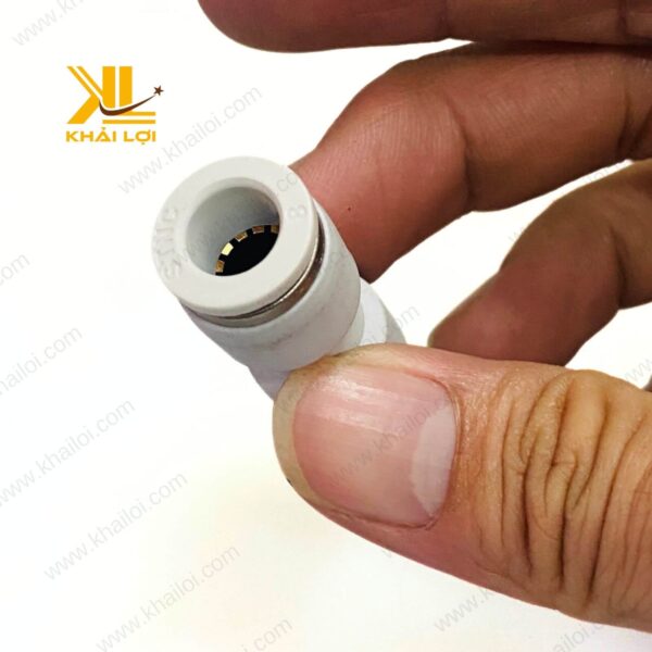 Ứng dụng thực tế của nối hai đầu ống khí nén STNC trong hệ thống khí nén công nghiệp.