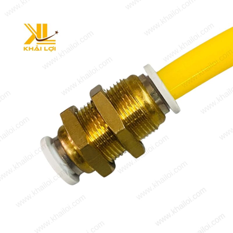 Ảnh chi tiết phần ren kết nối của Nối Hai Đầu Ống Khí Siết Thành STNC YPM