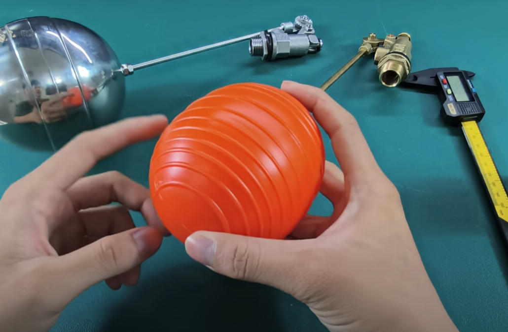 Phao Cơ Inox 304 Là Gì ?