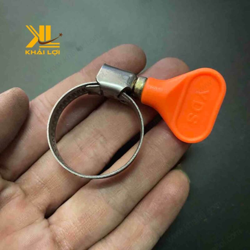 Vật tư công nghiệp Khải Lợi cung cấp cổ dê bướm inox bền đẹp.