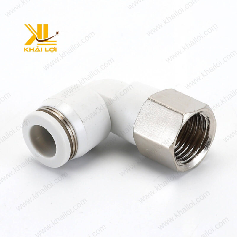 Thiết kế chữ L của co nối khí nén ren trong JPLF giúp tiết kiệm không gian lắp đặt.