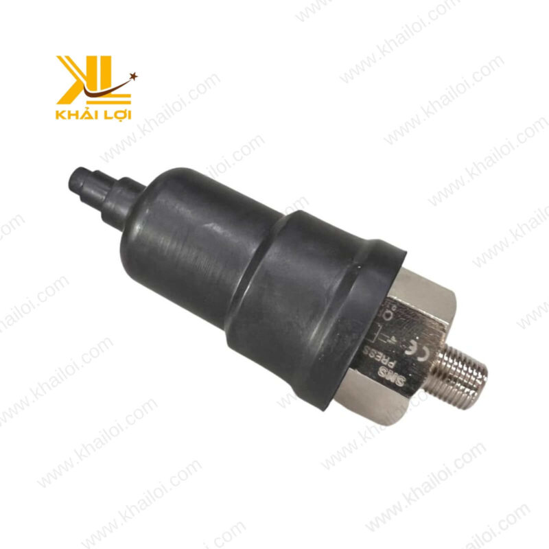 Hình ảnh thân ren ngoài của công tắc áp suất SNS QPF1.