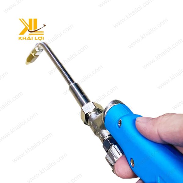Van điều chỉnh khí trên đèn hàn gió đá DAESUNG giúp kiểm soát ngọn lửa dễ dàng.