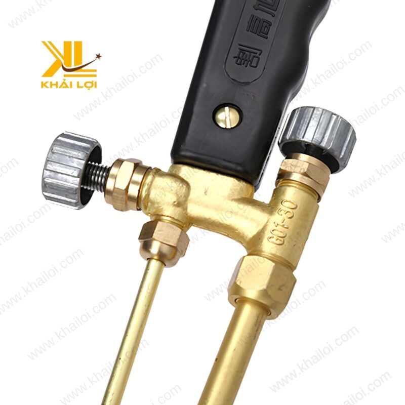 Cận cảnh đầu béc hàn của đèn hàn gió đá với kích thước ren trong 7mm.