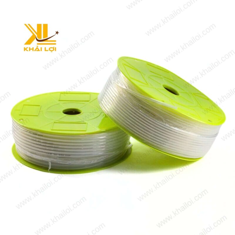 Mẫu ống khí PU LYON được sử dụng trong hệ thống khí nén tự động hóa.