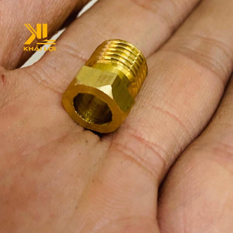 Tán Siết Ren Ngoài Hạt Bắp Dầu Bôi Trơn nhỏ gọn trong lòng bàn tay – sản phẩm Khải Lợi.
