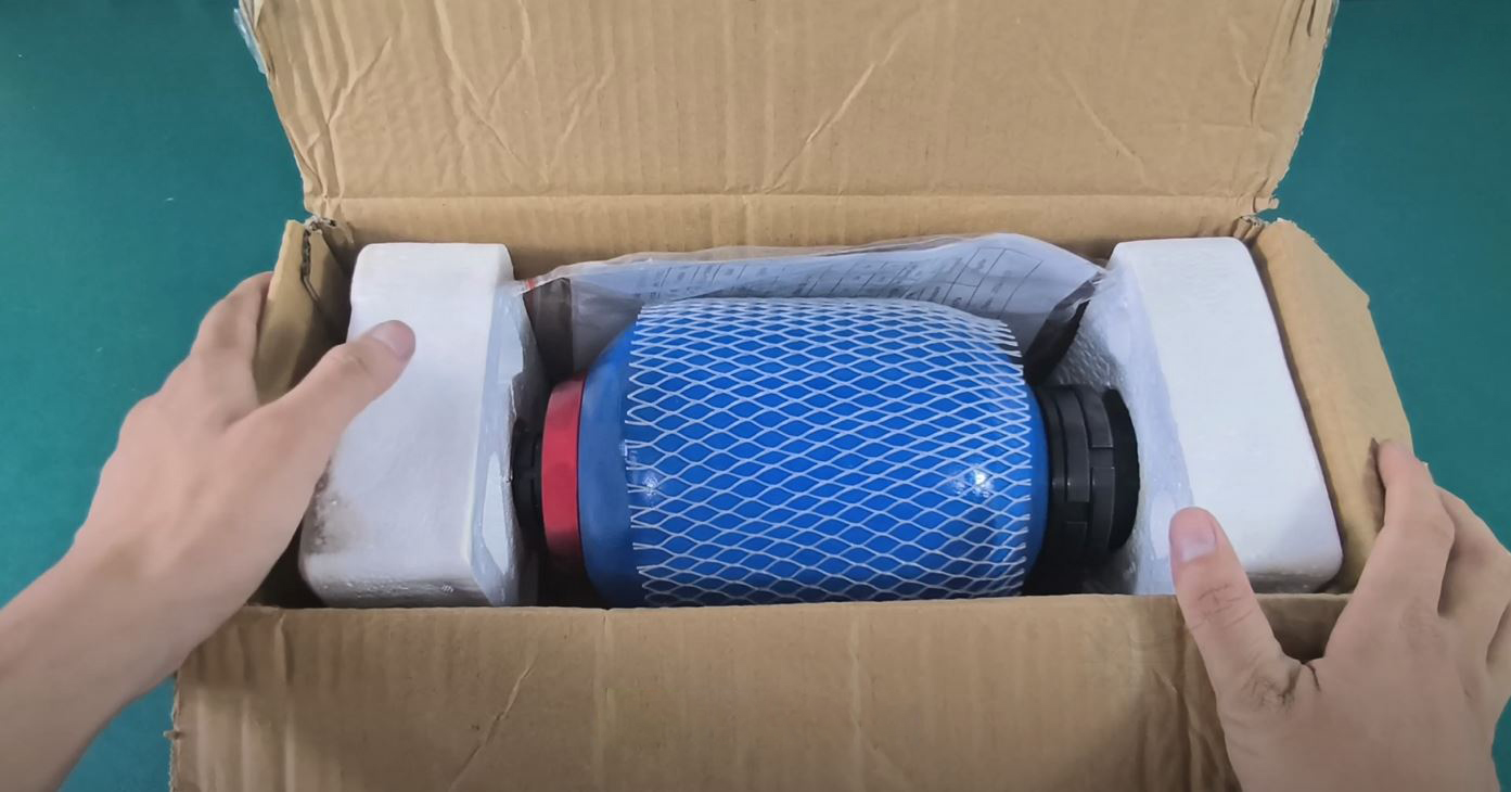Bình tích áp NXQ là một thiết bị quan trọng trong hệ thống thủy lực, giúp ổn định áp suất, giảm sốc áp và tích trữ năng lượng để hệ thống hoạt động trơn tru hơn.