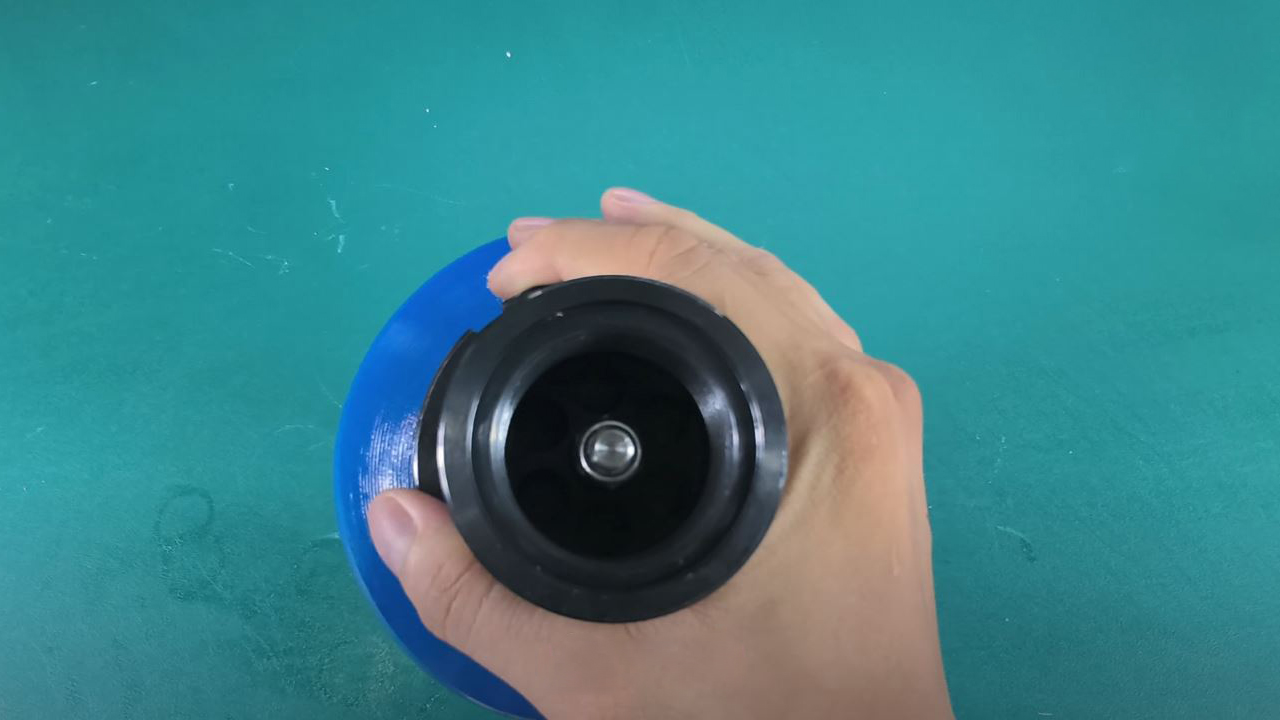 Mặc dù Bình Tích Áp NXQ mang lại nhiều lợi ích vượt trội cho hệ thống thủy lực, nhưng vẫn có một số hạn chế cần lưu ý trong quá trình sử dụng.