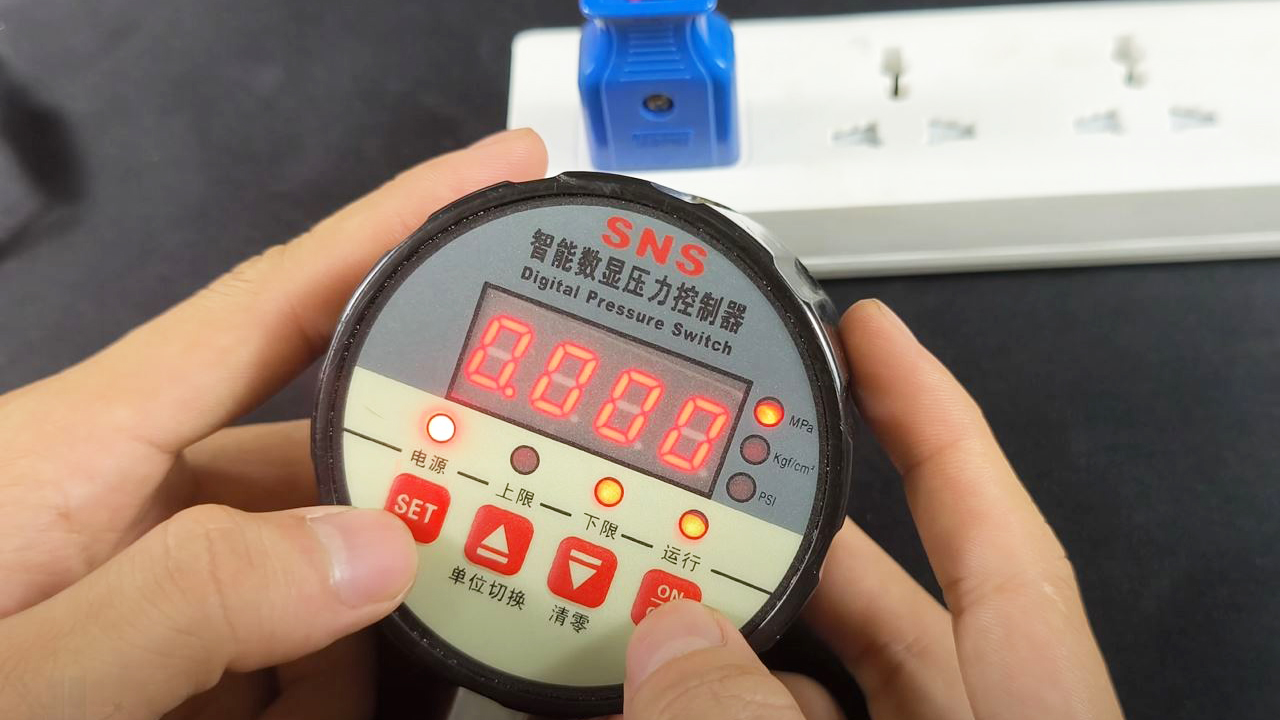 Mua Đồng Hồ Áp Suất SNS YZ S80 Ở Đâu ?