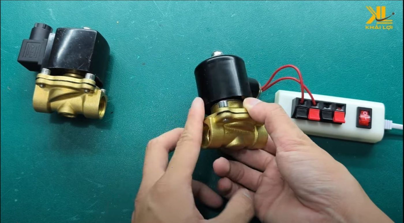 Phân Biệt 2 Loại Van Điện Từ UniD và STNC