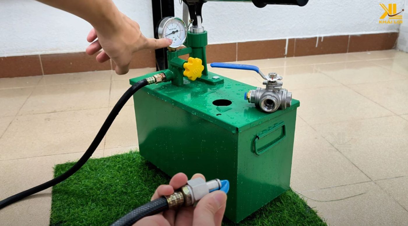 Hướng xoay & điều khiển dòng chảy