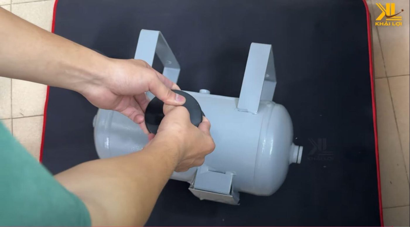 DLP90 có thể gắp vật nặng cỡ nào?