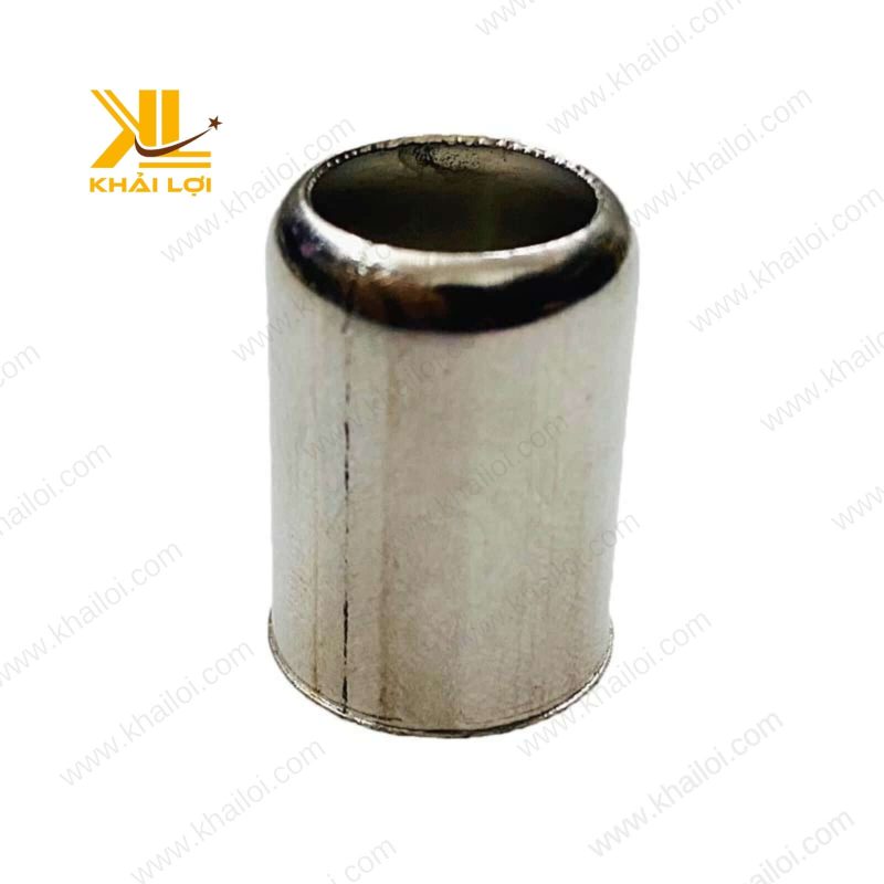 Cận cảnh Ly Inox cách nhiệt, miệng loe, bền đẹp.