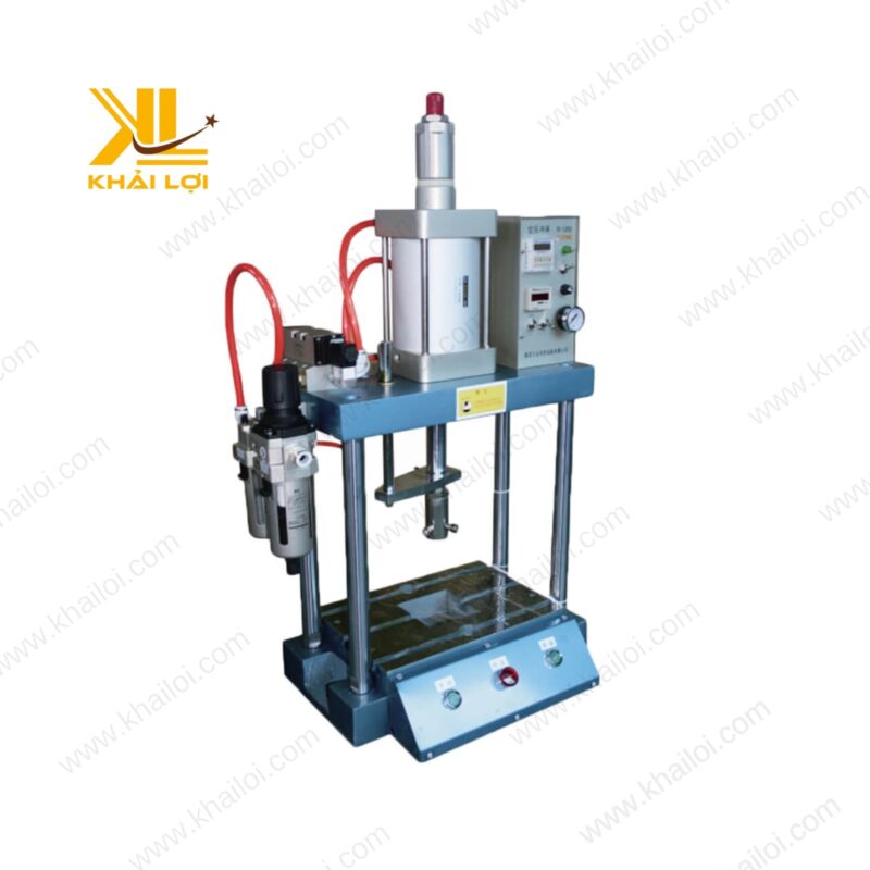 Máy dập khí nén với bàn ép lớn tại Vật tư công nghiệp Khải Lợi