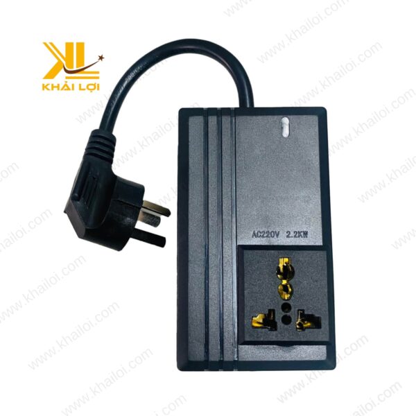 Súng xịt rửa xe máy dùng trong tiệm rửa xe chuyên nghiệp.