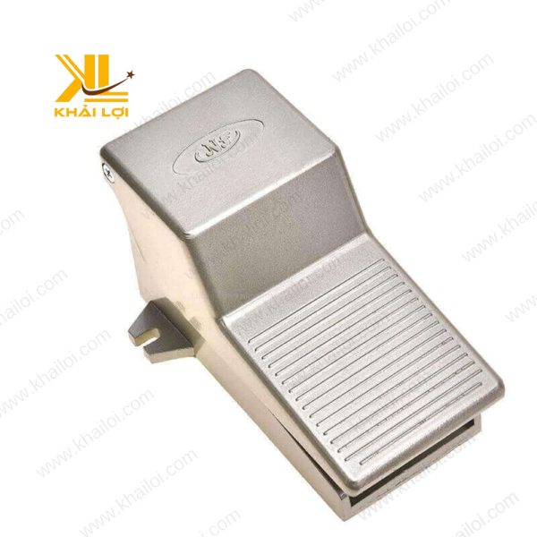 Van 4F210-08L STNC, có khóa, điều khiển xi lanh tác động kép.