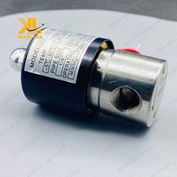 Cận cảnh cuộn coil của van điện từ inox Khải Lợi
