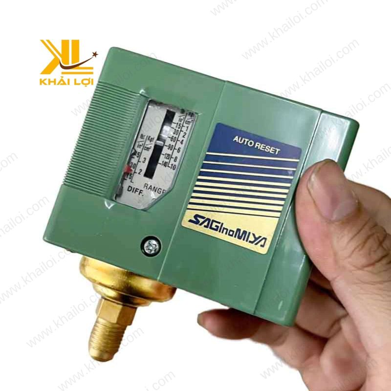 Cận cảnh Công Tắc Áp Suất Saginomiya, ren 11mm, dễ lắp.