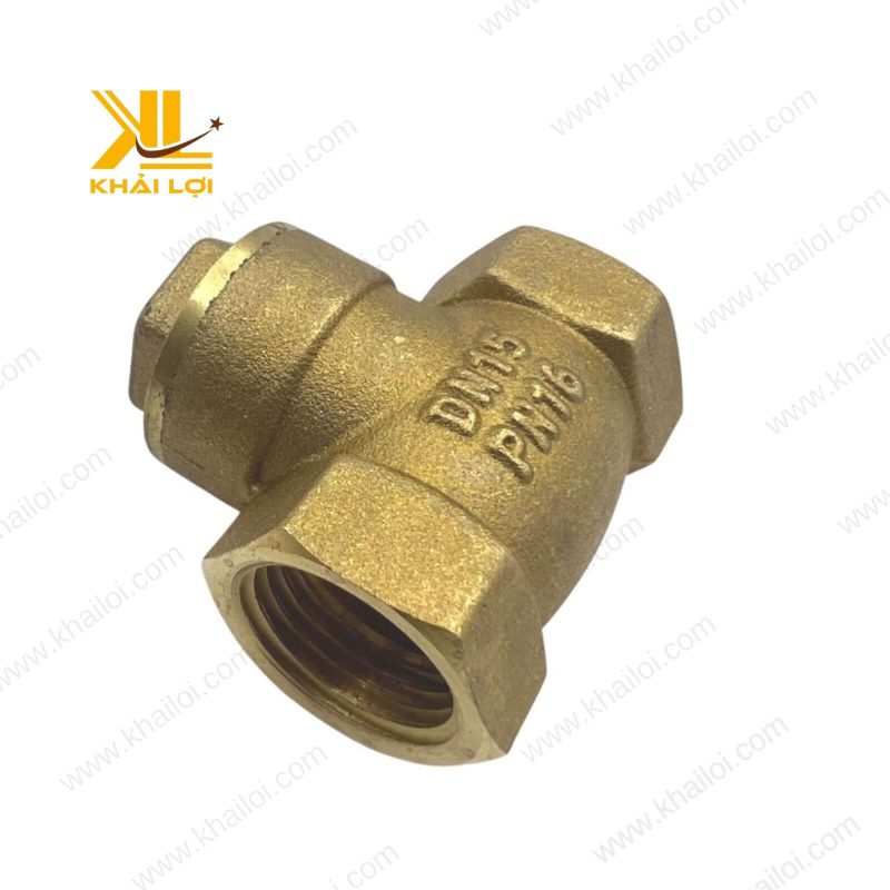 Cận cảnh Van 1 Chiều Lá Thau, ren trong, dễ lắp đặt.