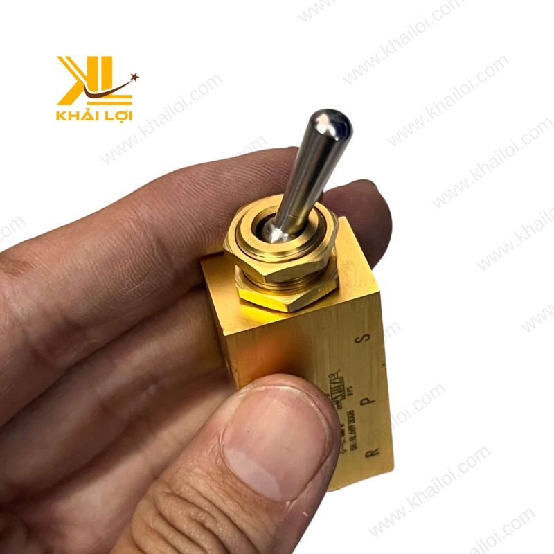 Cần gạt tay khí nén STNC chống ăn mòn hiệu quả.