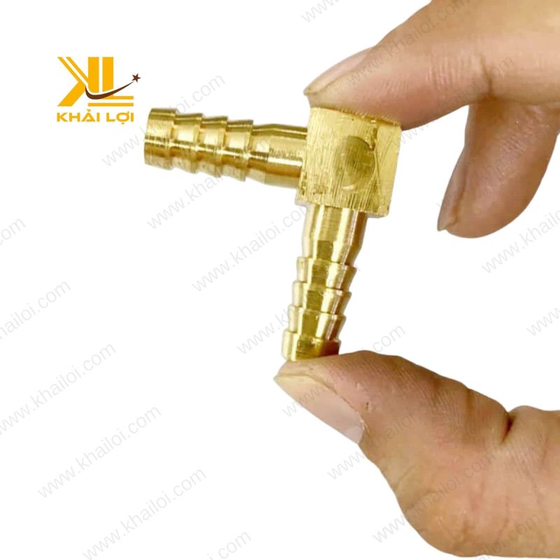 Co Đuôi Chuột Thau bề mặt thau vàng bóng loáng.