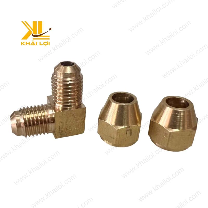 Cong hai đầu lã ống đồng bền bỉ.
