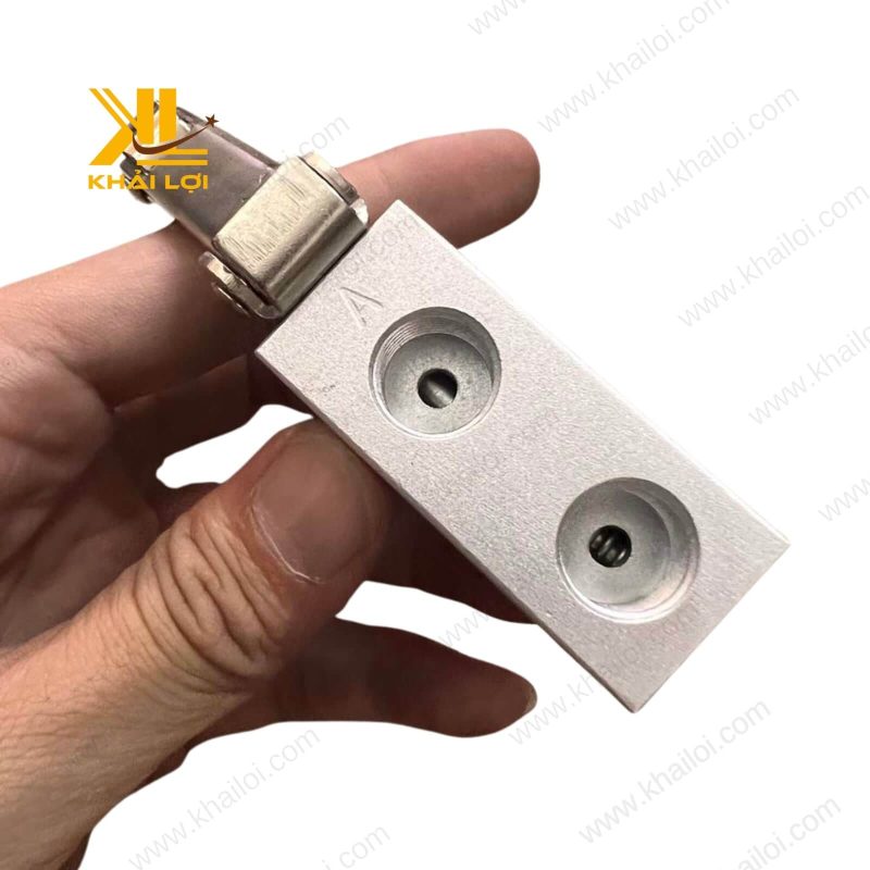 Công Tắc Hành Trình Bánh Xe JM tại kho lưu trữ Khải Lợi.