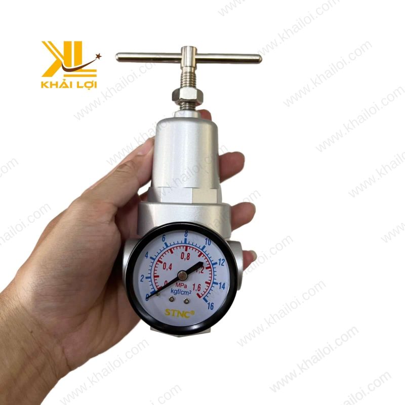 Bộ điều áp STNC TRY trong hệ thống sửa chữa ô tô.