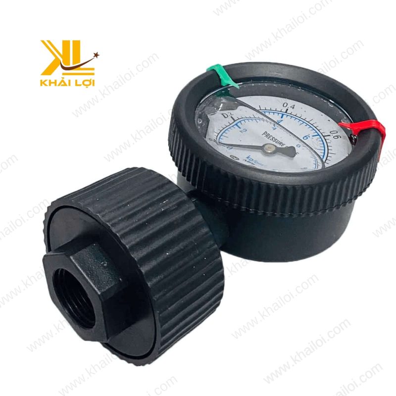 Đồng hồ áo màng nhựa thiết kế nhỏ gọn.