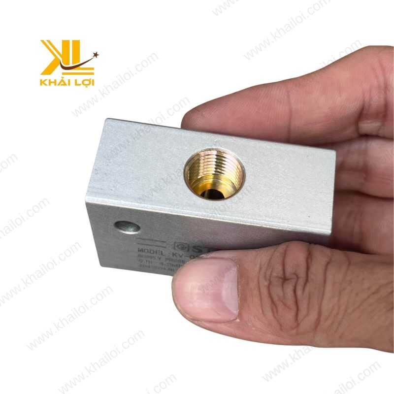 Van phân phối khí nén STNC KV điều khiển dòng khí hiệu quả.