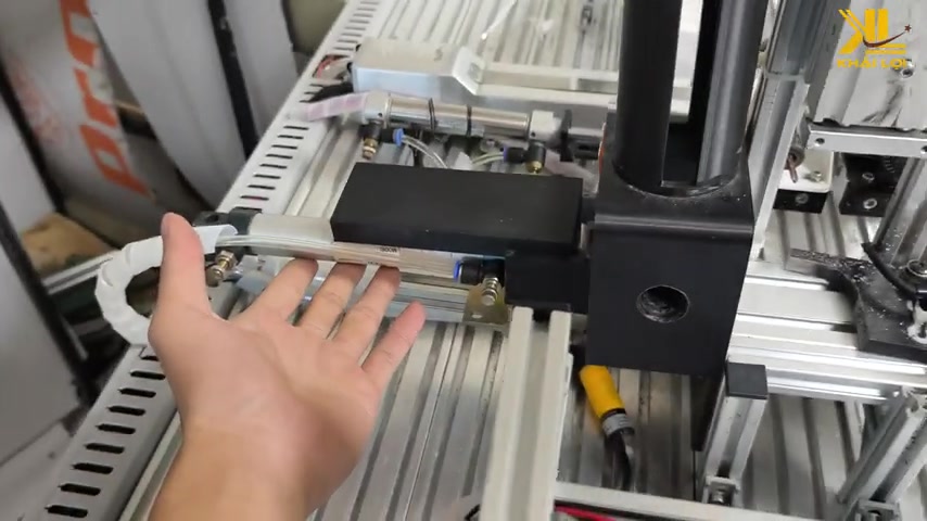 Canh Tay Robot Khi Nen Voi Xy Lanh Truot Kep Xoay Giai Phap Tu Dong Hoa Hien Dai Trong San Xuat 000011
