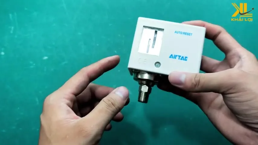 Huong dan chinh cong tac ap suat Cach chinh relay ap suat Airtac PK503 PK506 PK510 000004