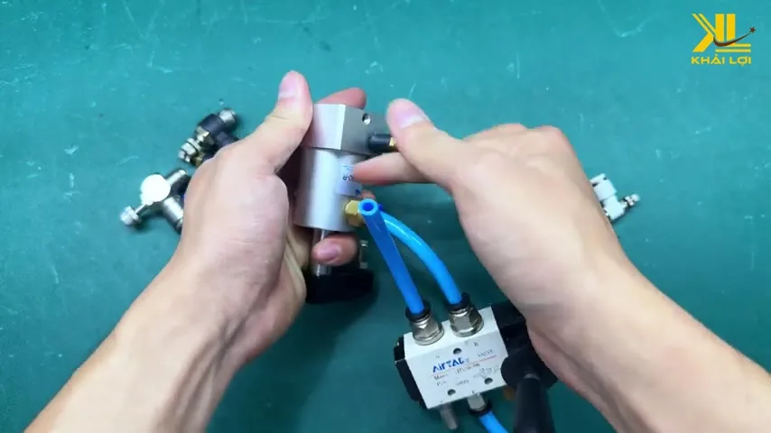 Su khac nhau cua cac loai van tiet luu Inox thau Airtac PSL loai A Loai B Dung chon sai 000008