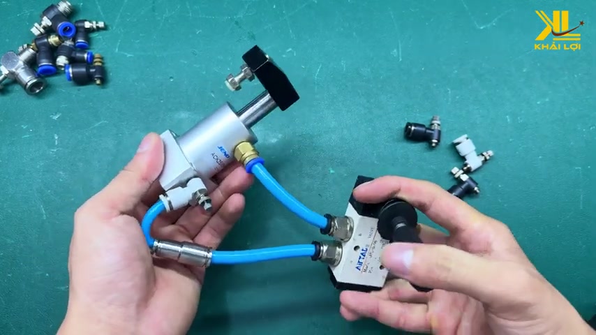Su khac nhau cua cac loai van tiet luu Inox thau Airtac PSL loai A Loai B Dung chon sai 000009