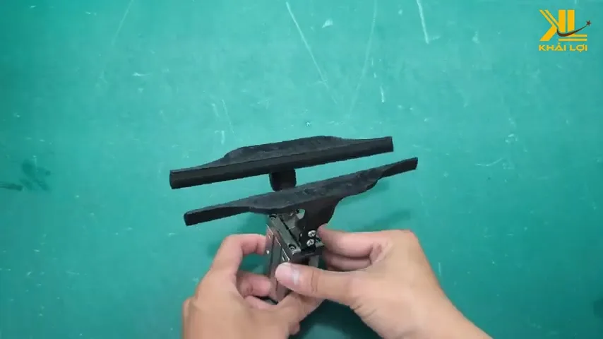 Tay kep robot su dung Xi lanh MHZ Hieu qua va do chinh xac cao 000004