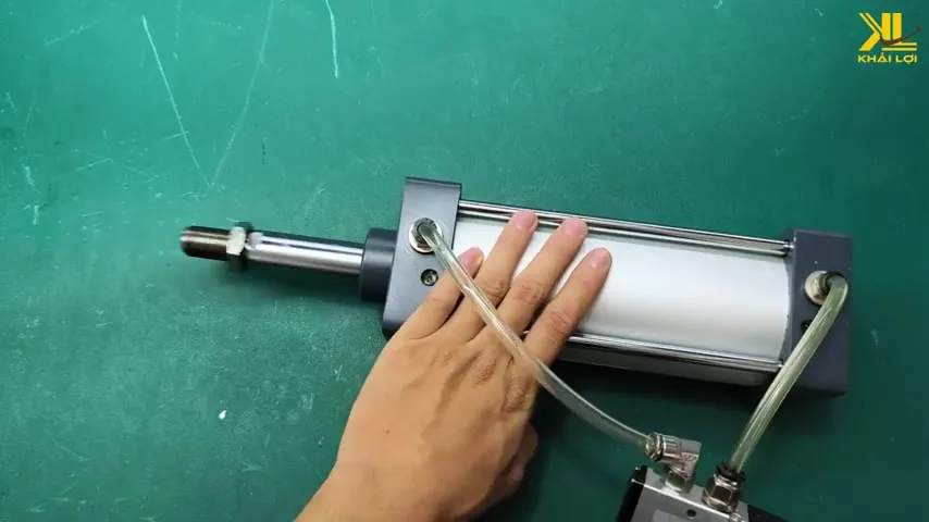 Giải Mã Lỗi 'Ben Hơi Yếu Lực': Đánh Giá Chi Tiết Video Sửa Xi Lanh Khí Nén Airtac Của Khải Lợi Automation